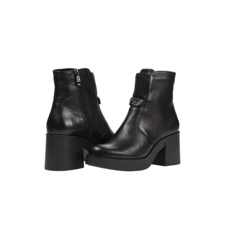 Simen Puszābaki Sievietēm melns