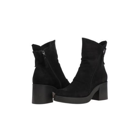 Simen Puszābaki Sievietēm melns