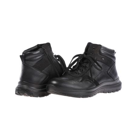 Jomos Poolsaapad meeste omad must