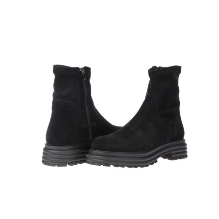 Marcin Puszābaki Sievietēm melns