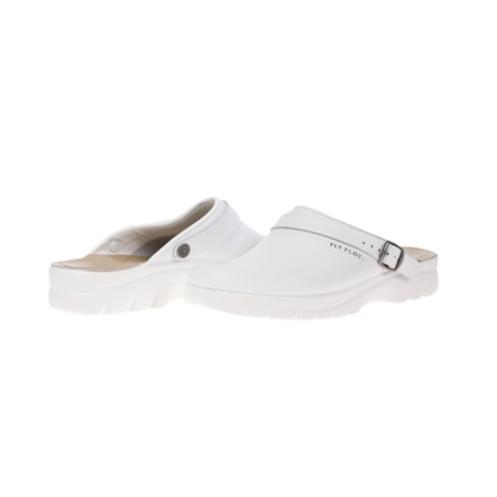 Fly Flot Medical shoes white