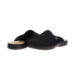 Čības Uni Fly Flot 45012, melns